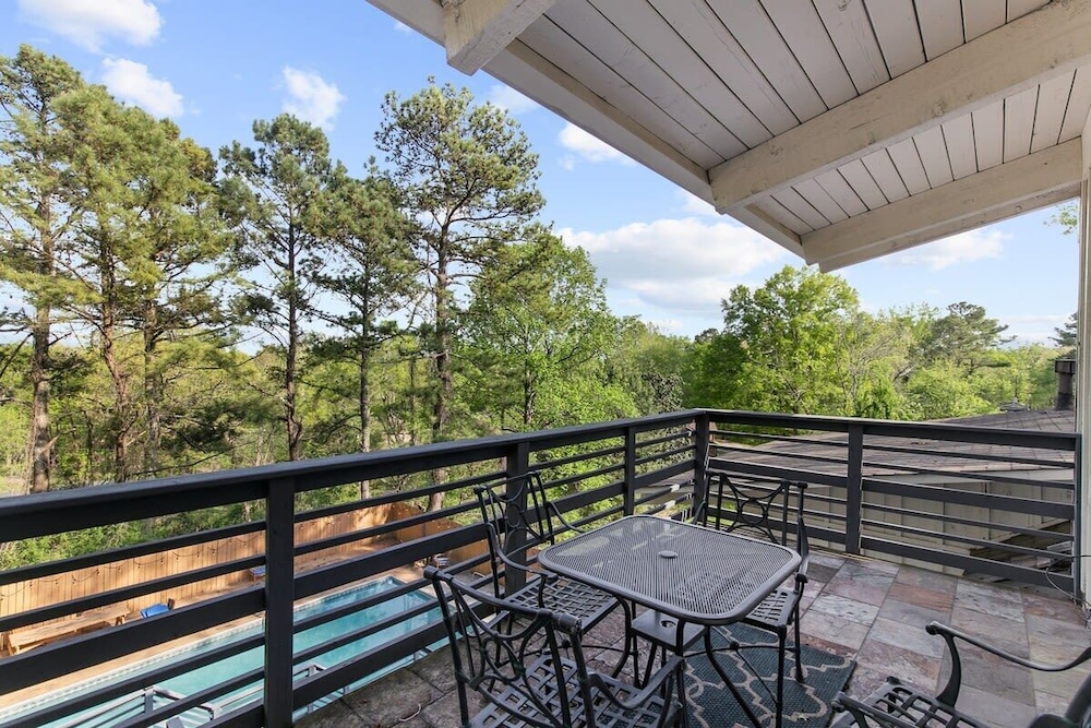 Observatory Drive Terrace House