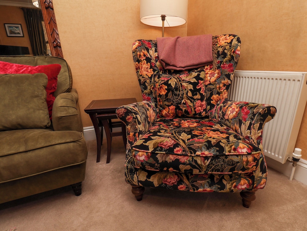 Sixpence Cottage