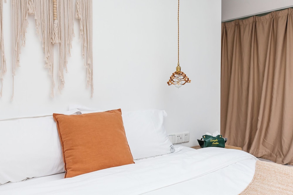 Shanghai Ruochu Designer Guesthouse-Near Shanghai Pudong Airport & Disneyland