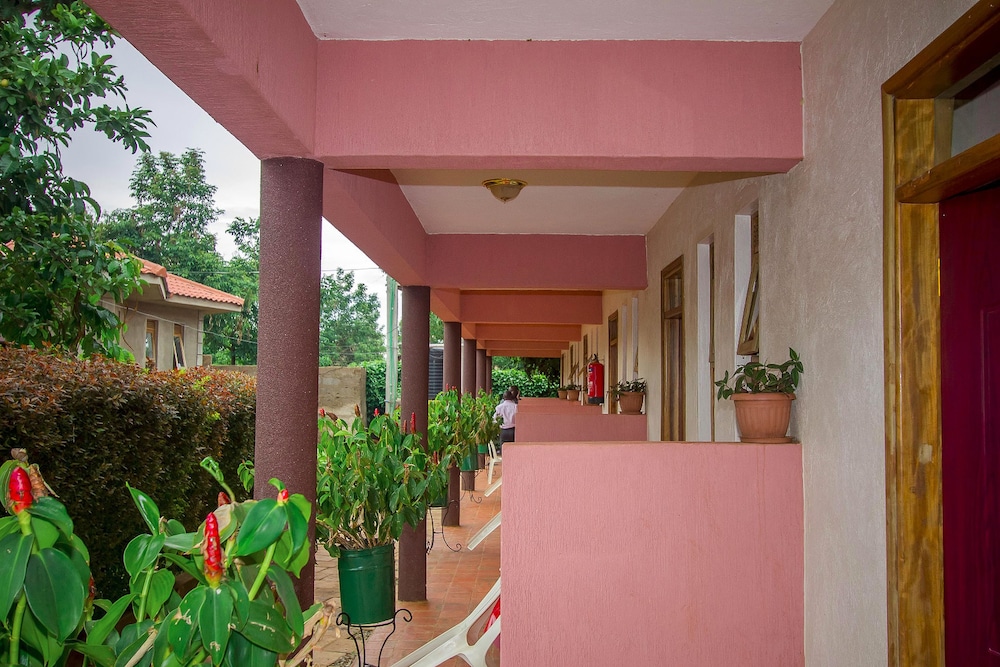 Panorama Cottages Tororo
