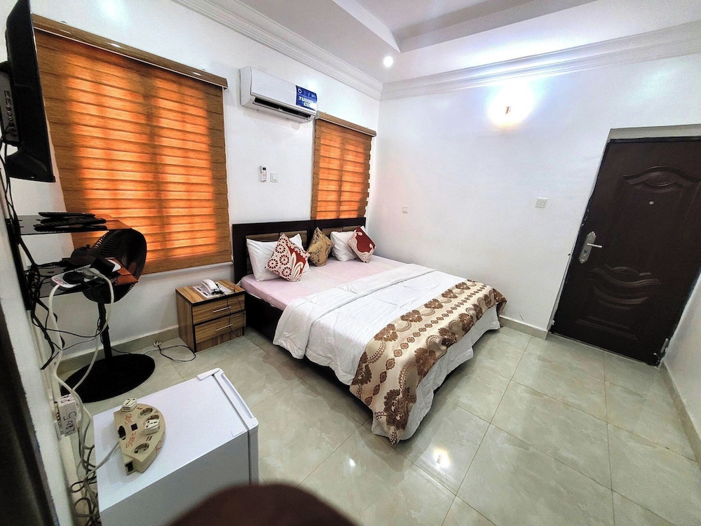 Amanda Apartment and Suites