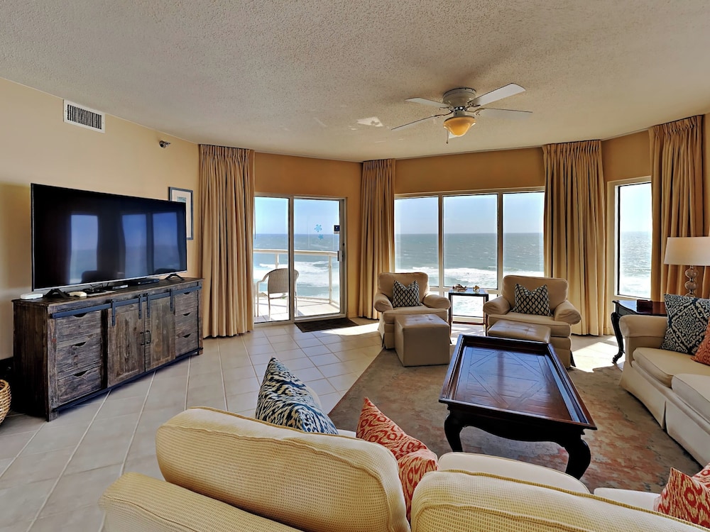 Emerald Isle #1108 by Southern Vacation Rentals