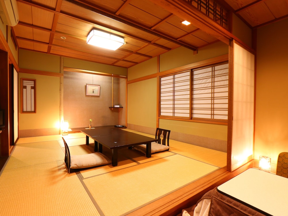 Hina no Yakata Matsunoi