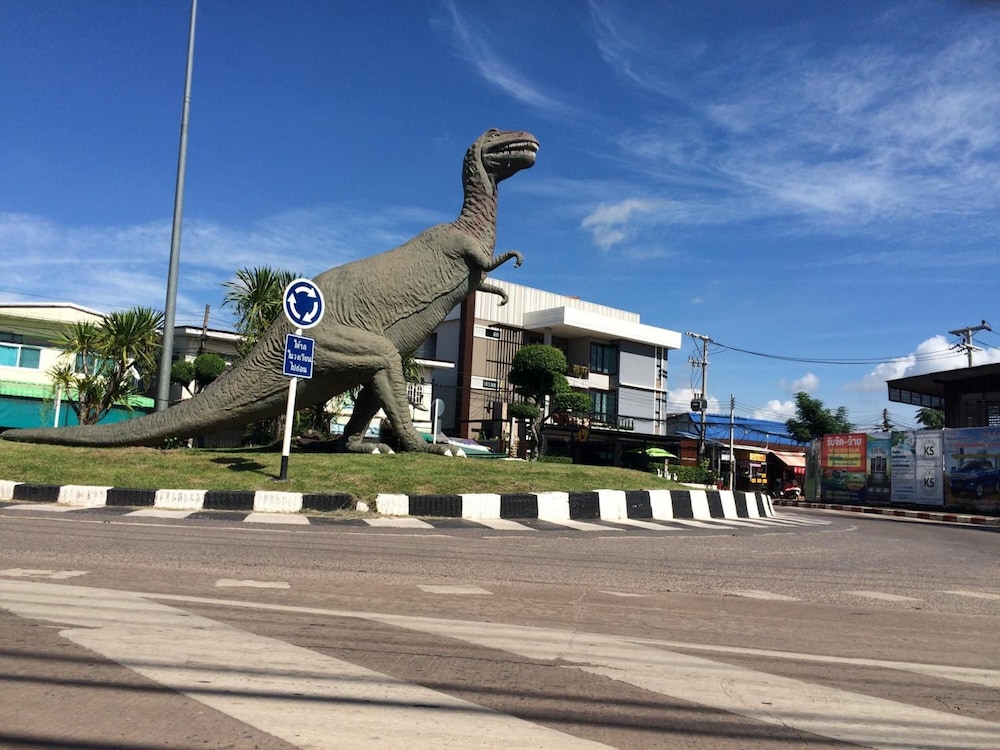 Dino Studio