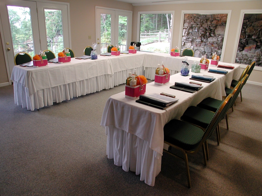 Monterey Vacations - Garden Inn Bed  Breakfast at Bee Rock - Property Image 61