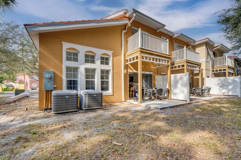 8 Mi to Disney World: Townhome w/ Balcony & Patio! view 4