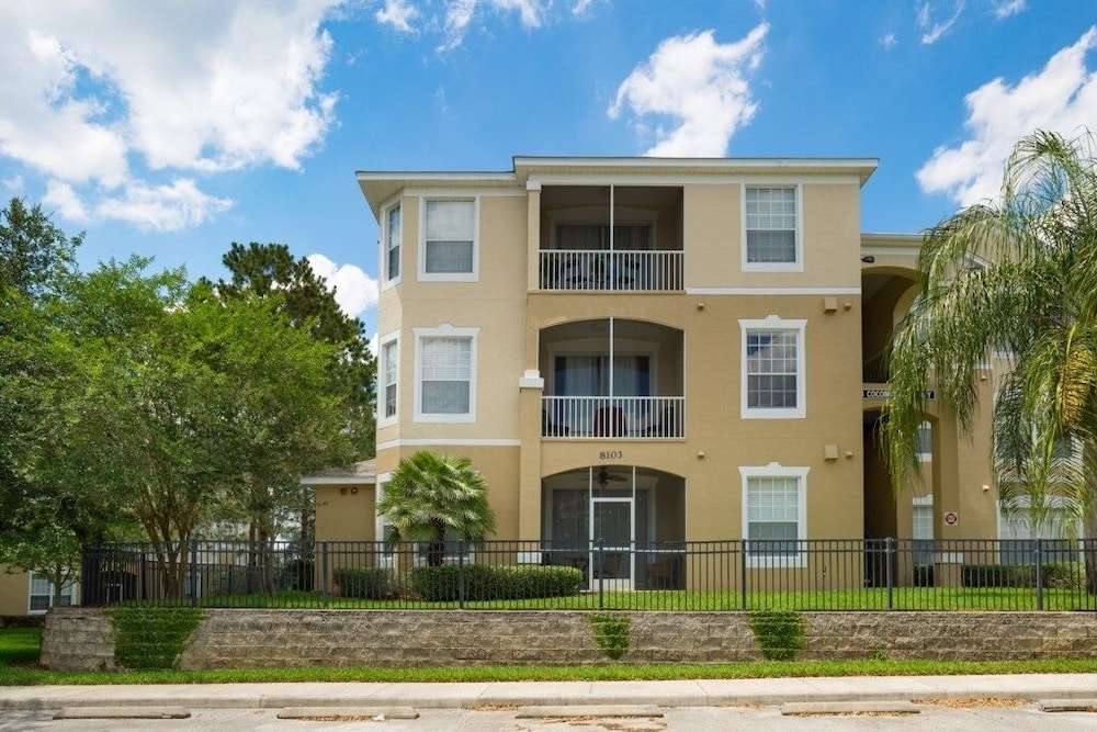 Resort Condo W/ Amenities Near Disney Parks 2 Bedroom Condo