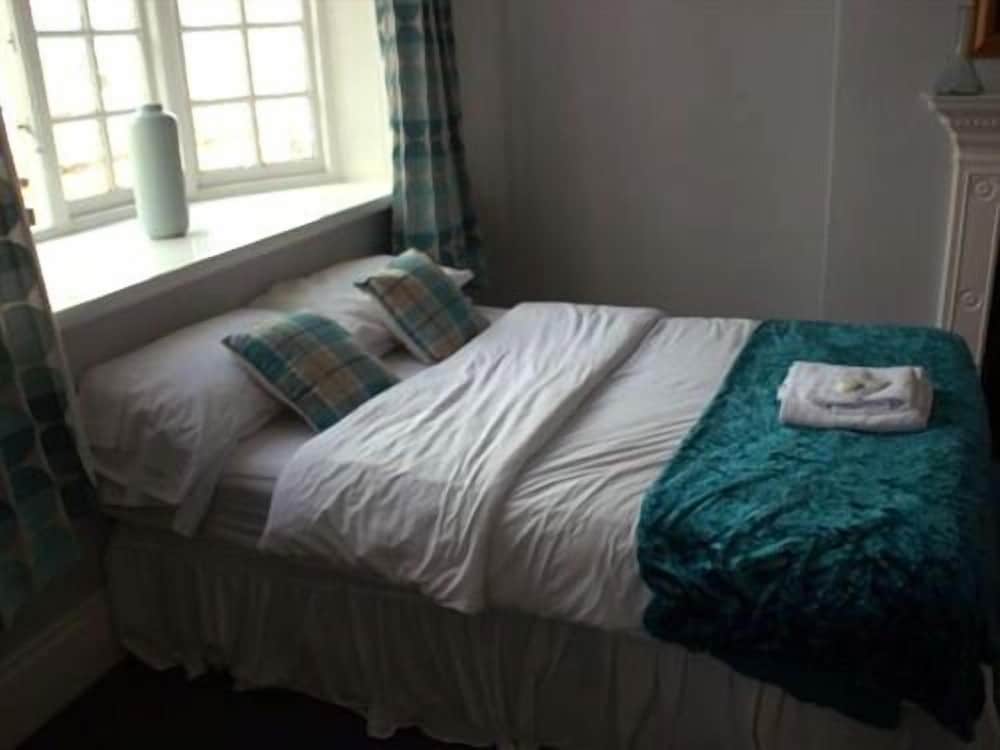 Marlborough Vacations - The Bear Marlborough - Property Image 39