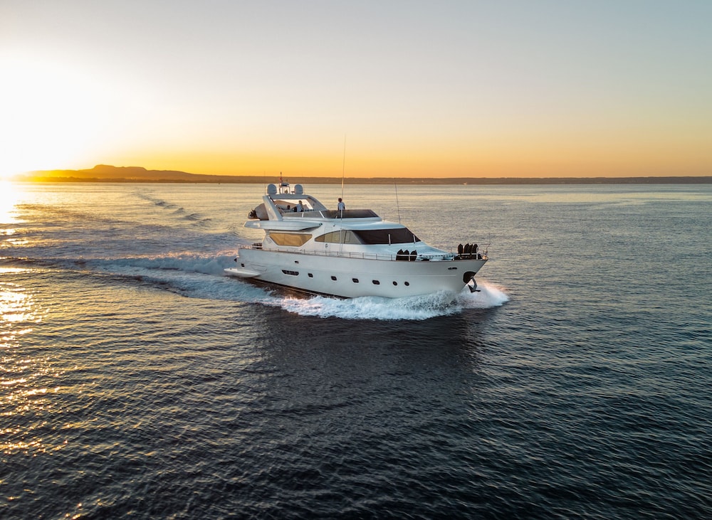ESSOESS Boat - Five Star - Exclusive use view 2