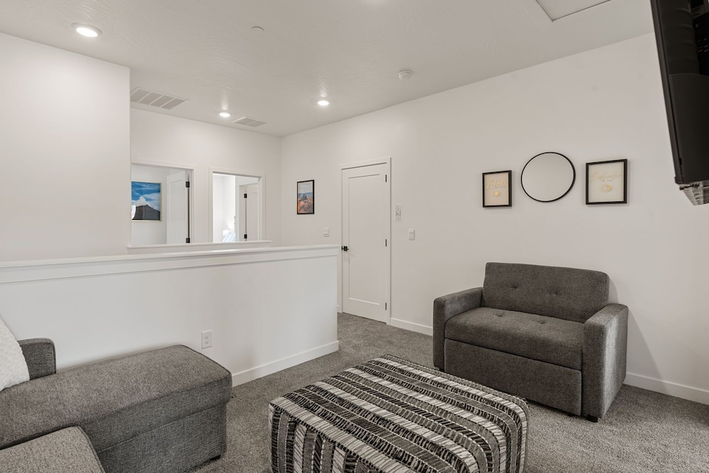 Sand Hollow Serenity 4 Bedroom Townhouse