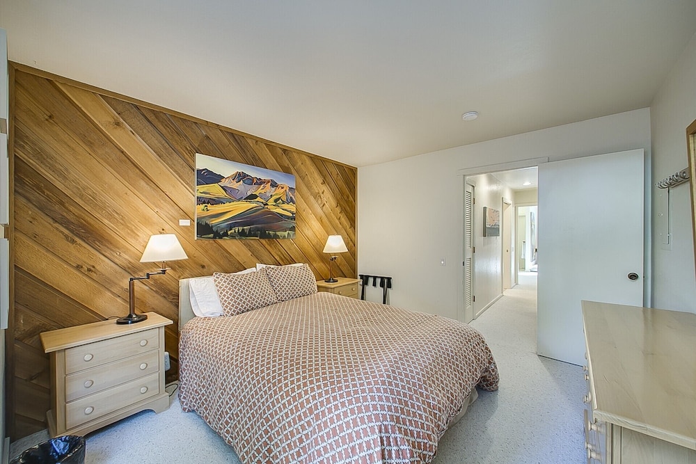 Ketchum Vacations - Teleidoscope Retreat - Property Image 4