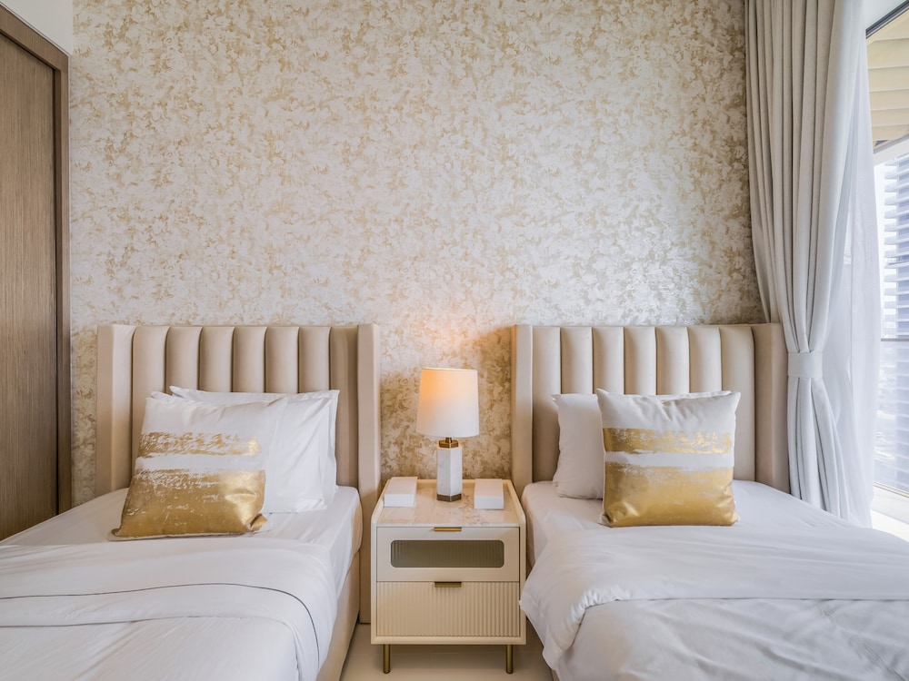 Grand Bleu Residences - Dubai Harbour