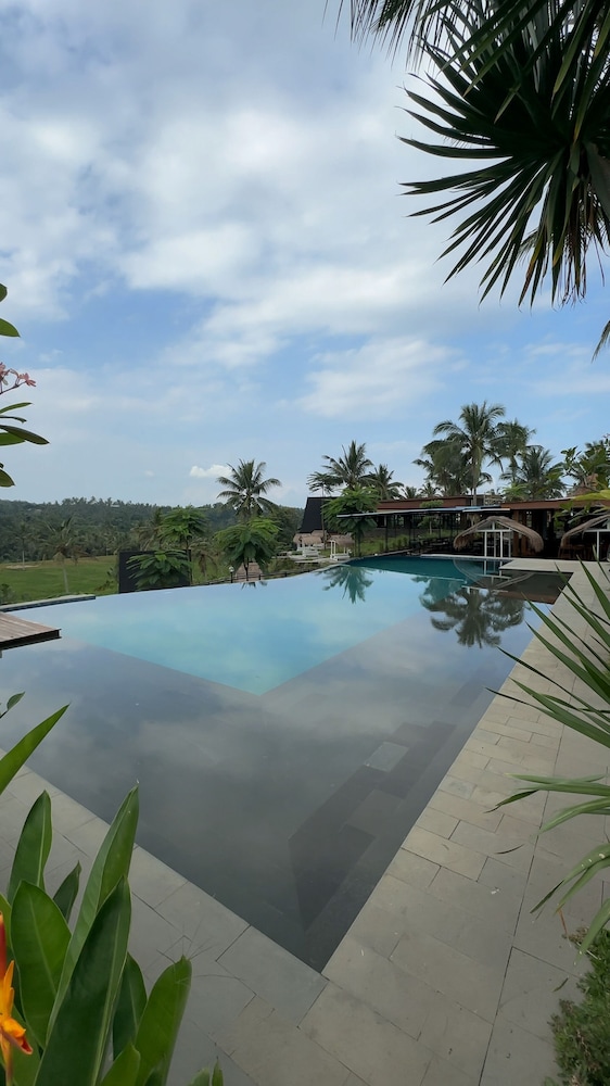 Bukit Langit Campventure