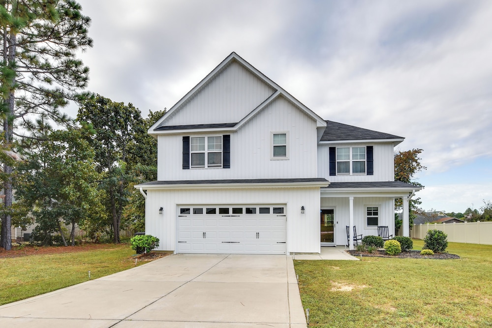 11 Mi to Fort Bragg: Family Home w/ Patio!