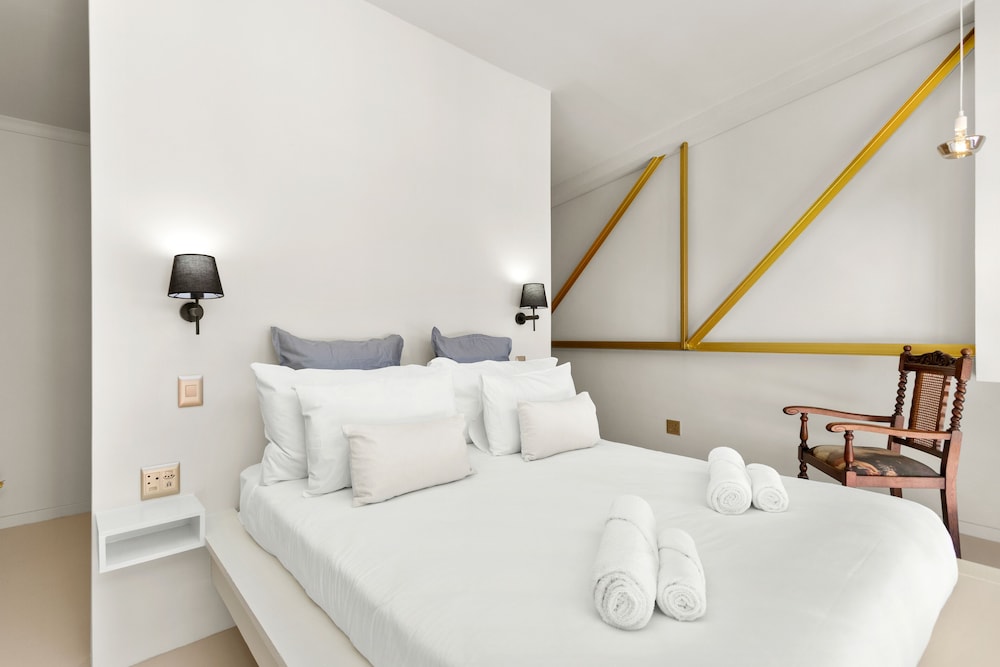 Loft on Hope view 2