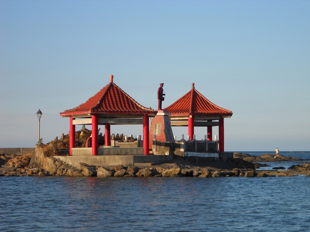 Hai Xia Your Home