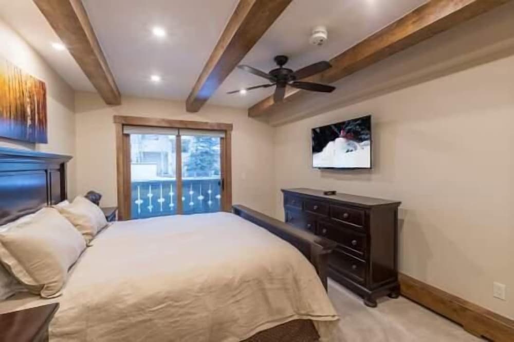 Vail Ski Resort - Villa Cortina Condos