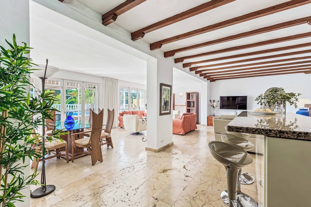 Villa Flores