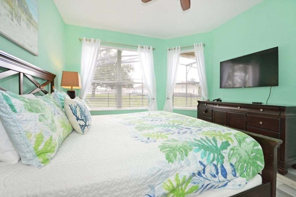 Ohana Haven 5 Bedroom Home