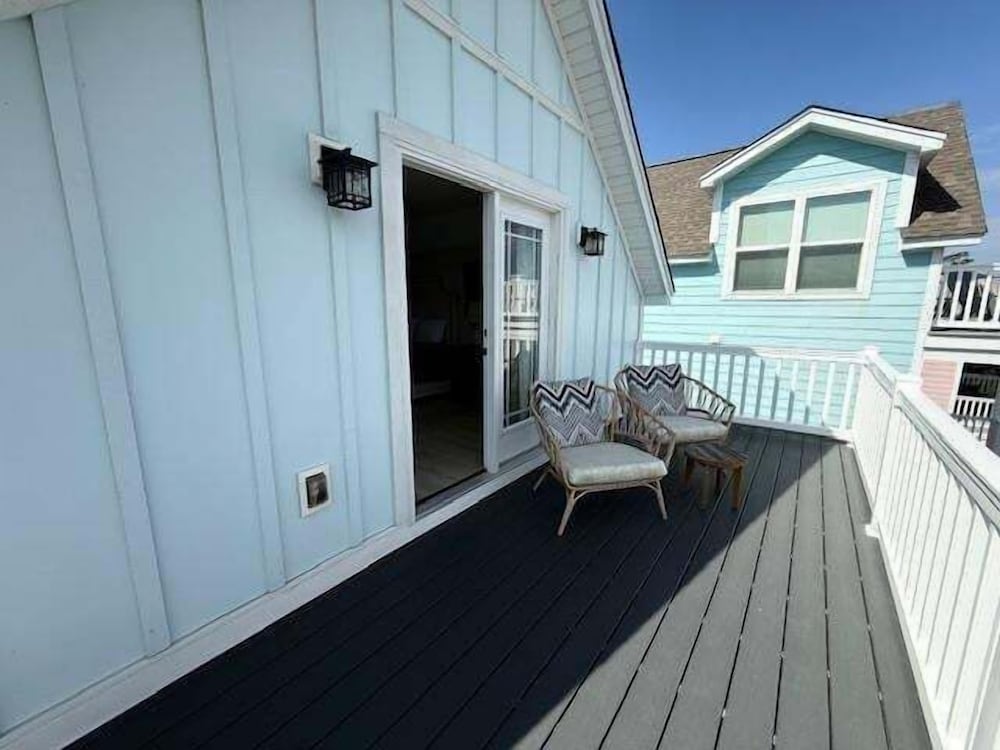 Sea Pearl 7 Bedroom Home