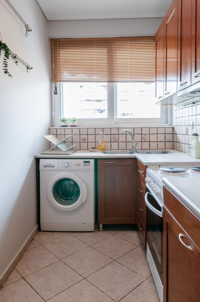 Cosmos Apartment in Athina