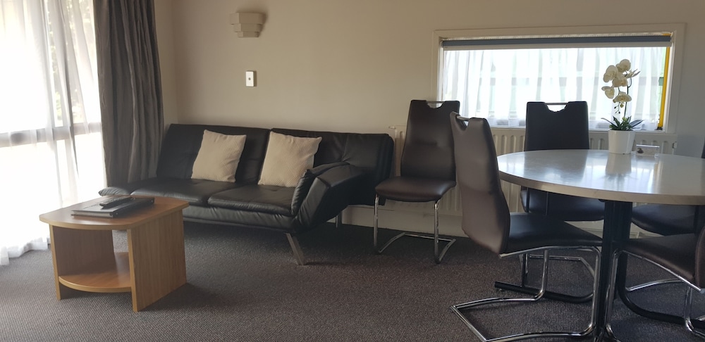 Accommodation Te Puna