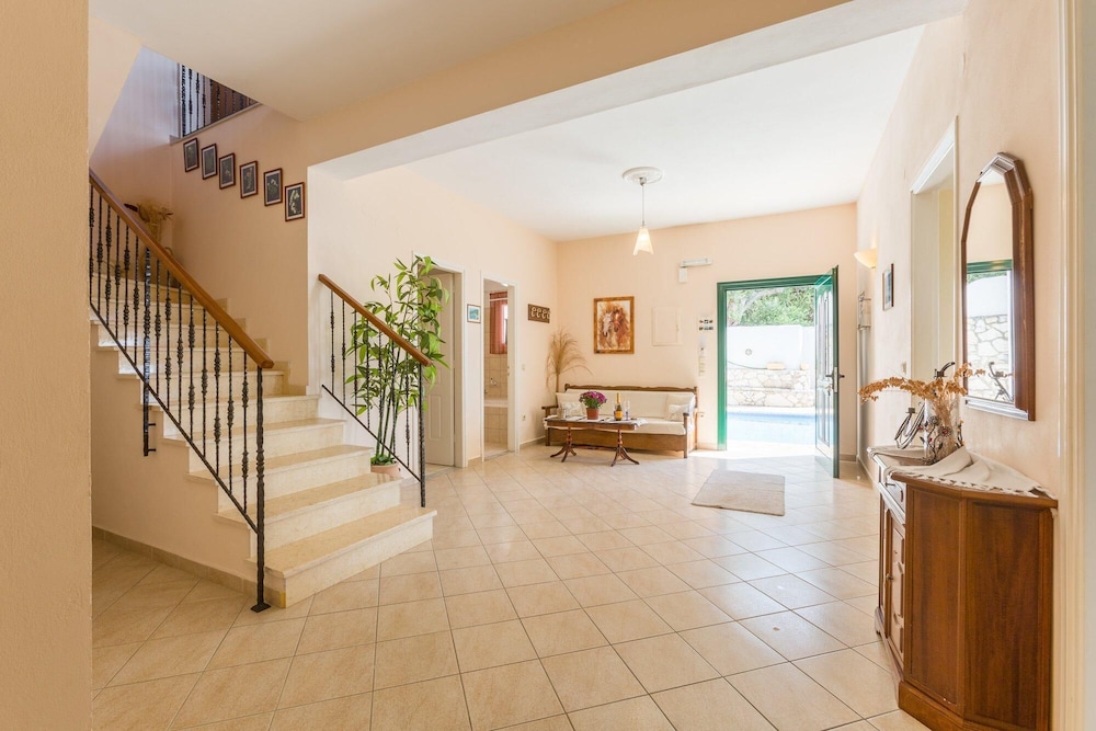 Villa Armandos Large Private Pool Walk to Beach Sea Views A C Wifi - 2452 view 2
