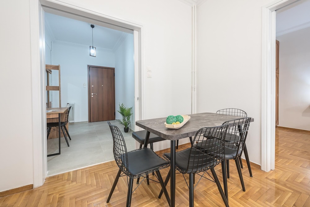 Athens Bright Suite by Cloudkeys
