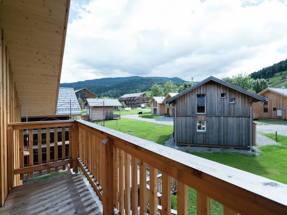 Exclusive Chalet With Whirlpool