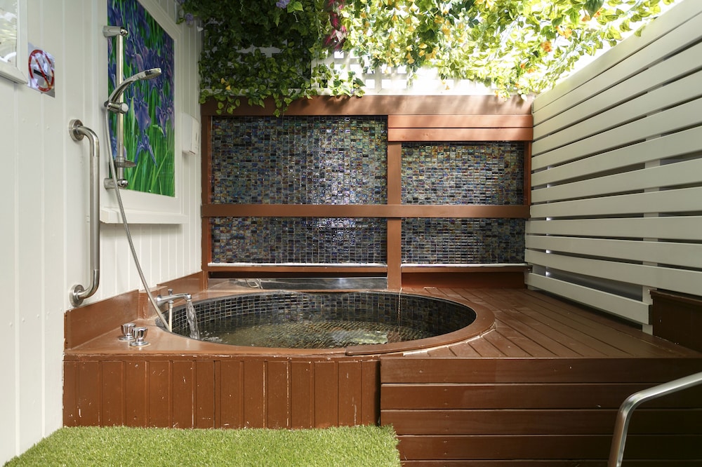 Taupo Thermal Motel & Spa - Adults Only