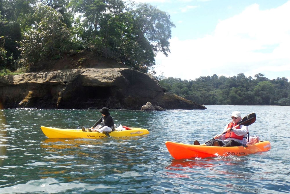 Pachamama Jungle River Lodge