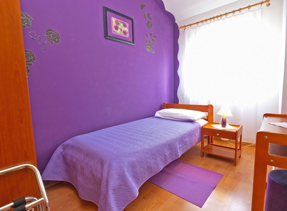 Apartment 446 view 2