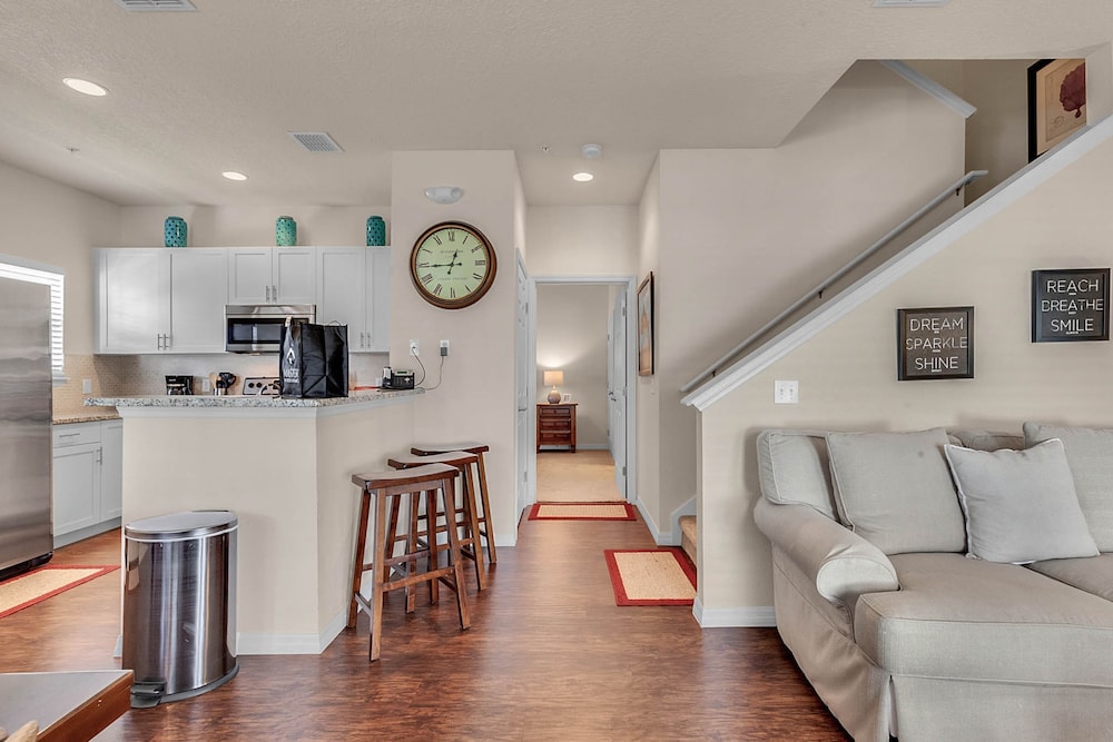 Lucaya Village 3040 #21-101 - Image 4