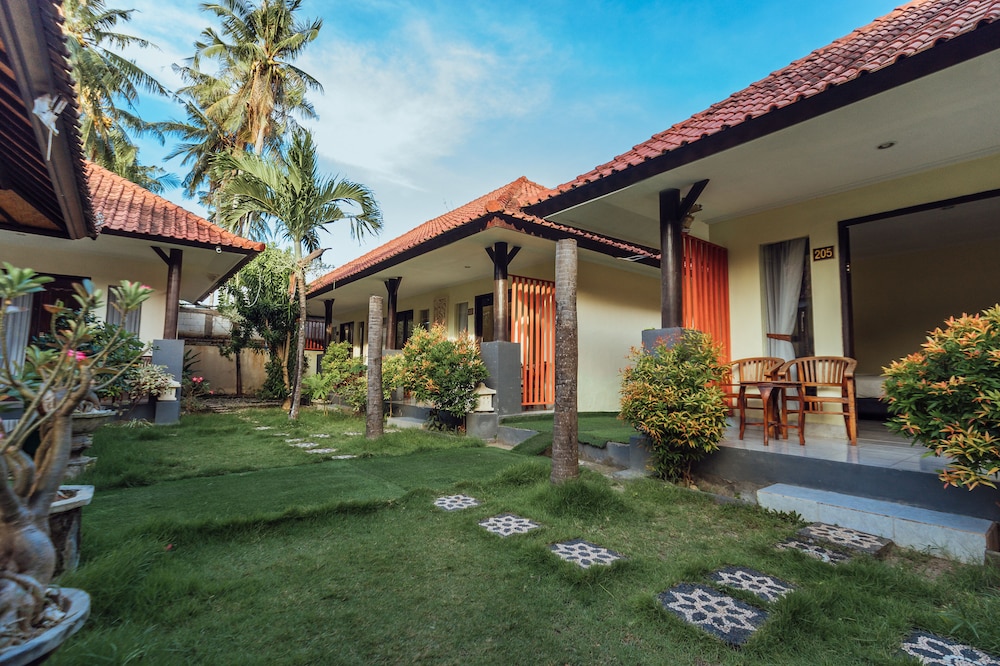 Semaya One Beach Guesthouse