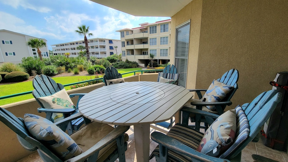 Desoto Beach Club 102