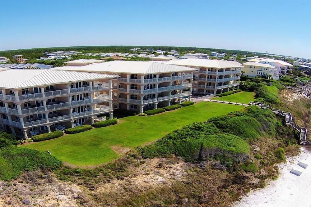 3 by the Sea 3 Bedroom Holiday Home by Five Star Properties