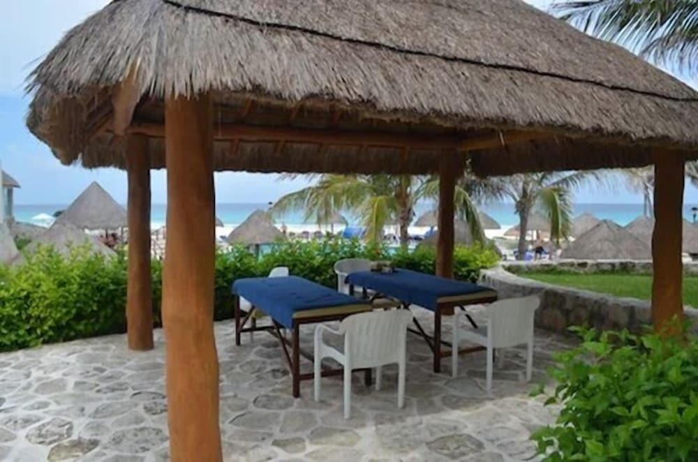 Grand Park Royal Cancun - All Inclusive