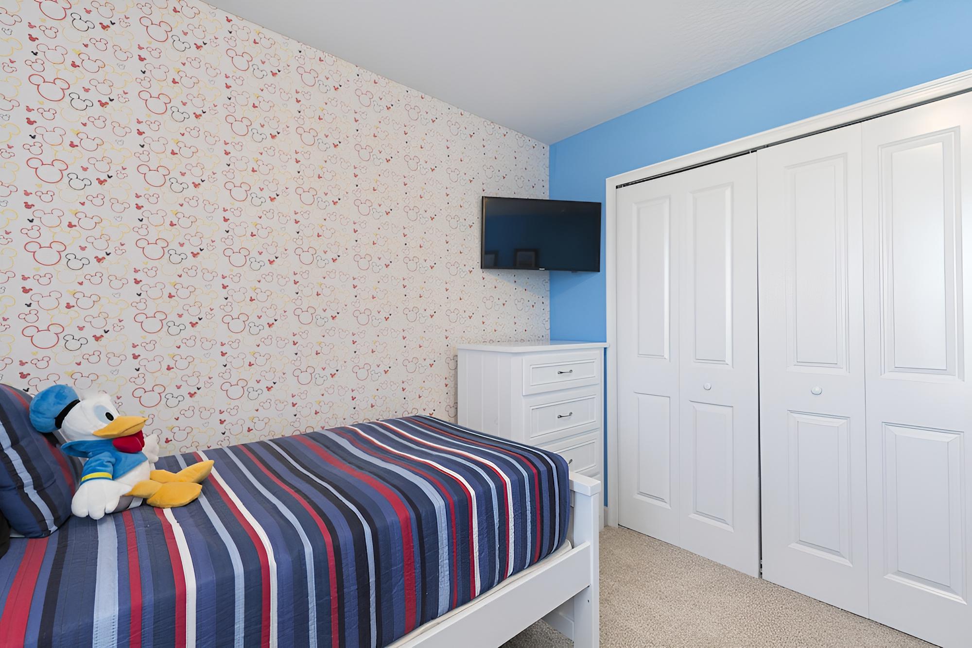 Storey Lake 4784 A - Image 4