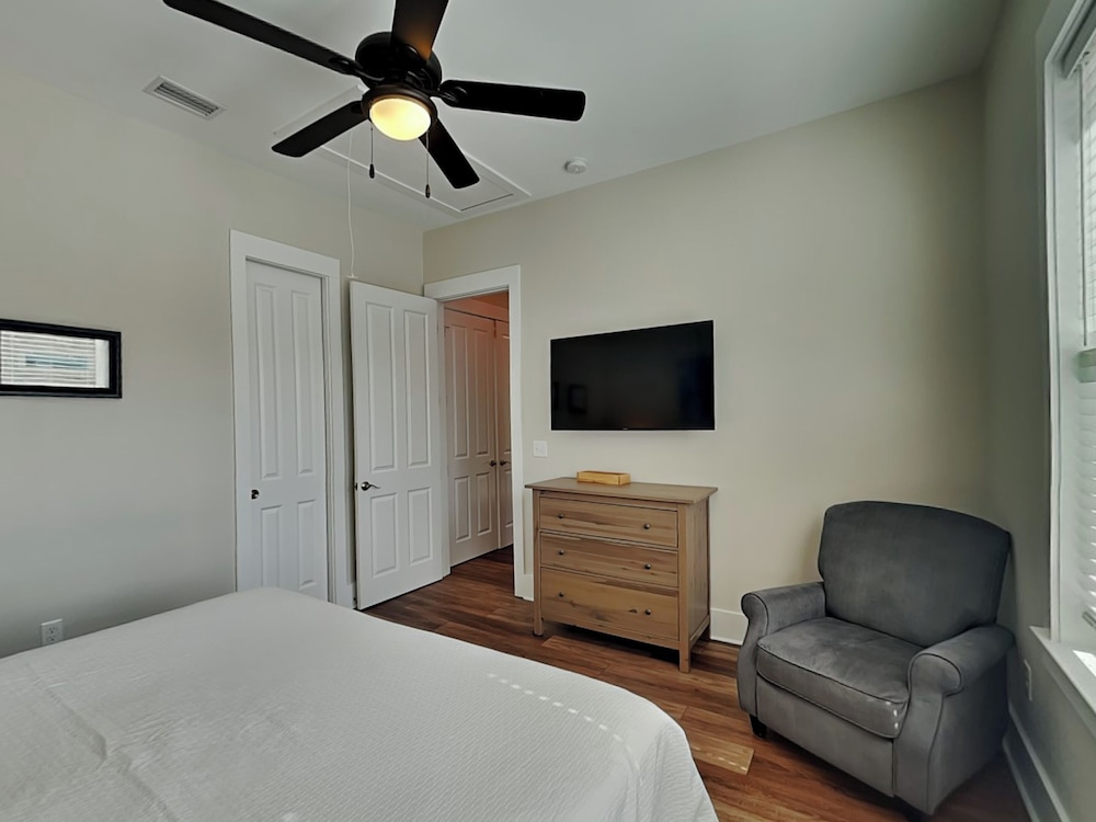 Bay Dream Believer by Southern Vacation Rentals