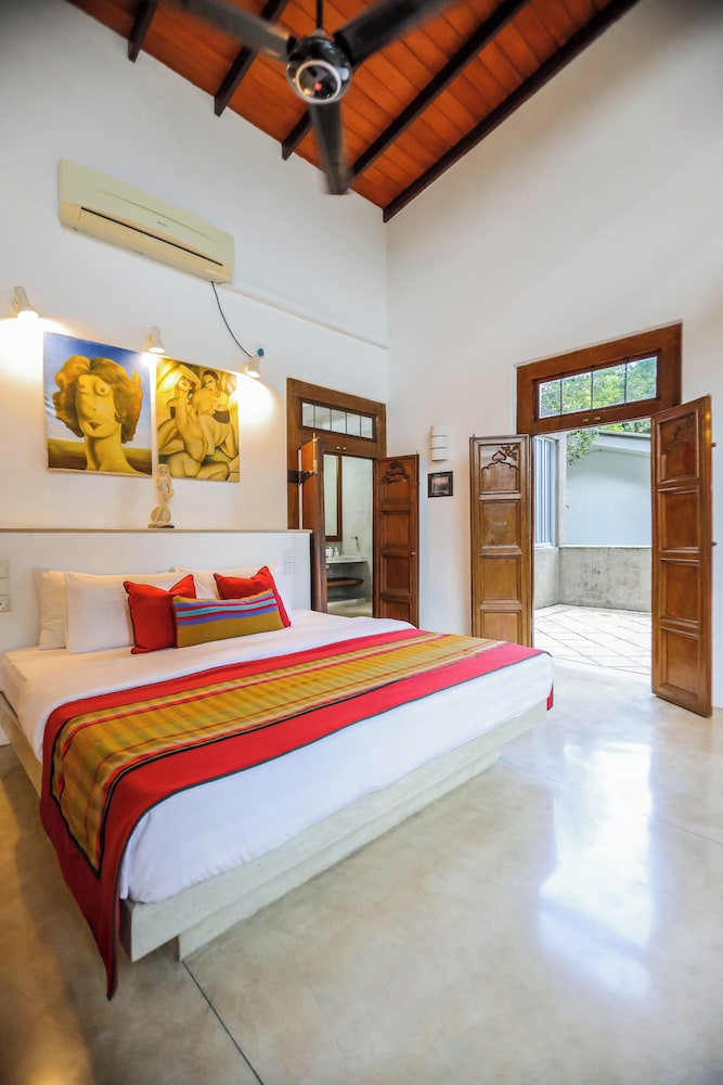 Margossa Residence Kandy