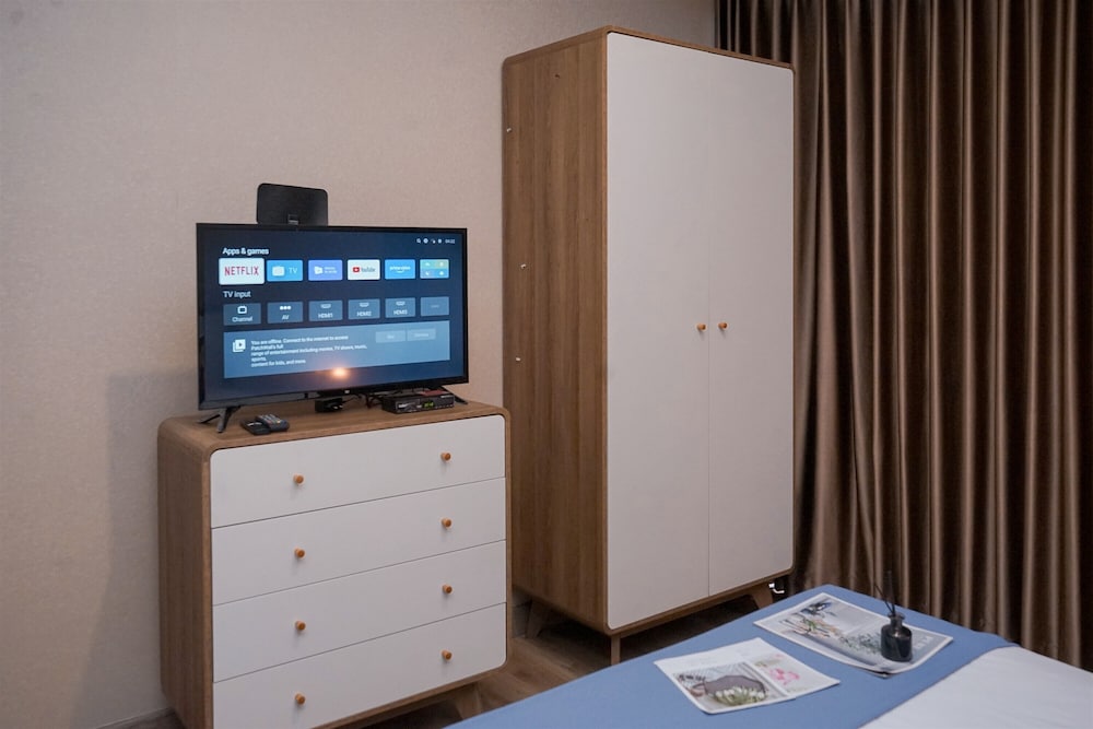Warm And Cozy 1Br At The Smith Alam Sutera Apartment