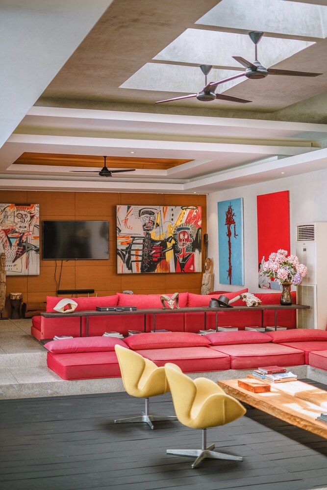 lounge