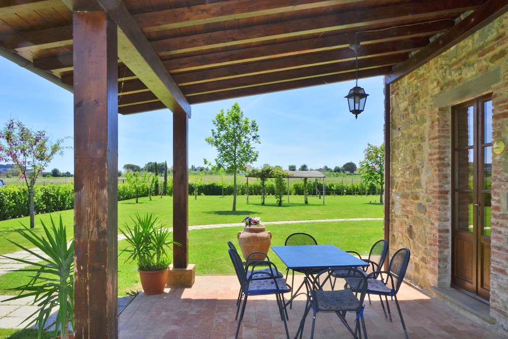Fratta Mimose in Cortona view 3