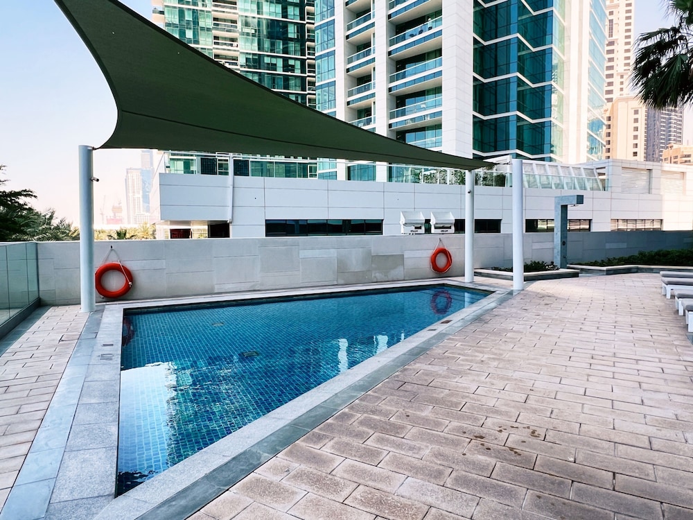 Trendy Address JBR 1BR w Beach Access