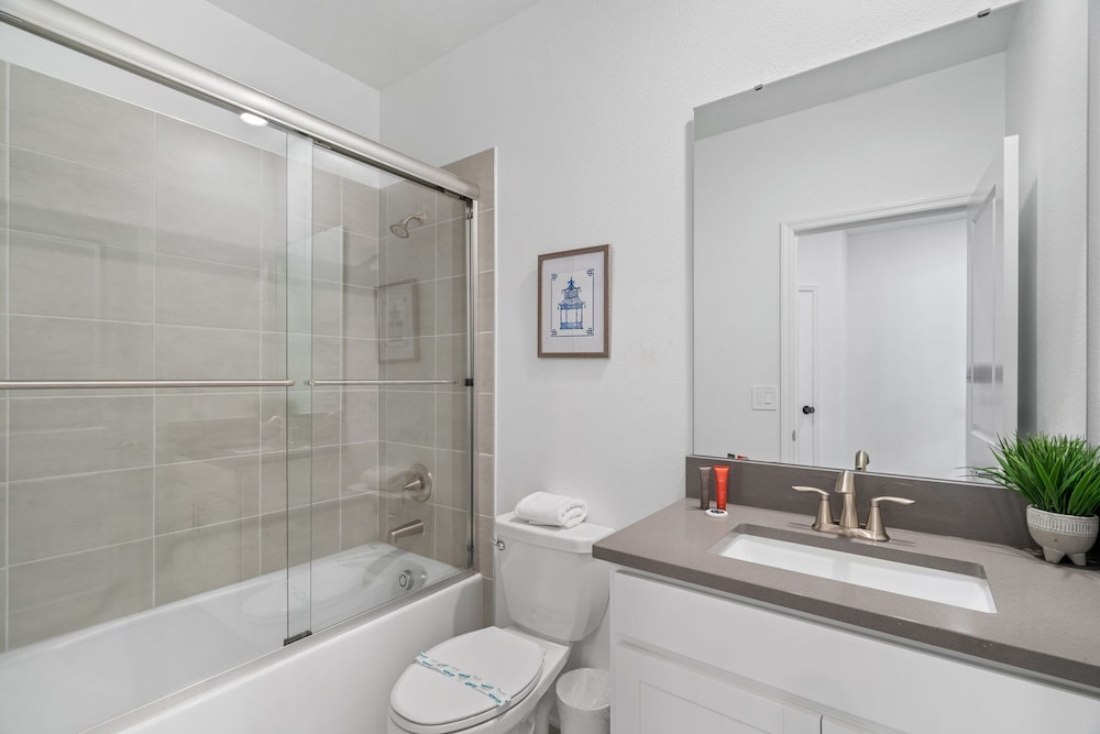 Chic 5bed Retreat Perfect for Family Getaways