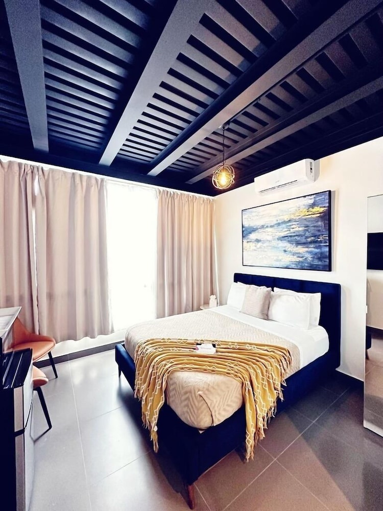 Rosalina Ocean Park - Property Image 30