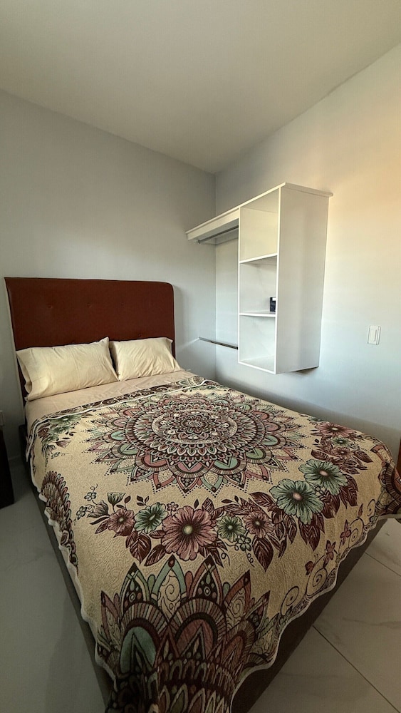 Residencia Gran Coyula Orange 504A