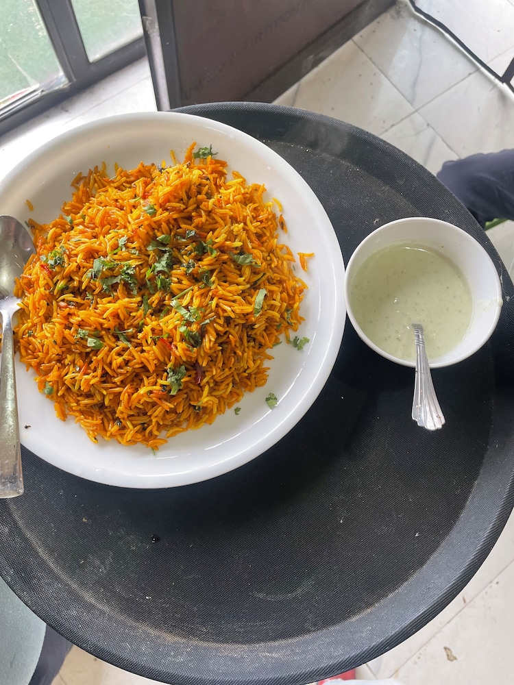 Khen pahar hotel and Resturant