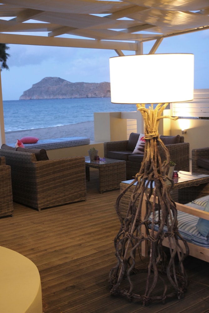 Effi Apartments
