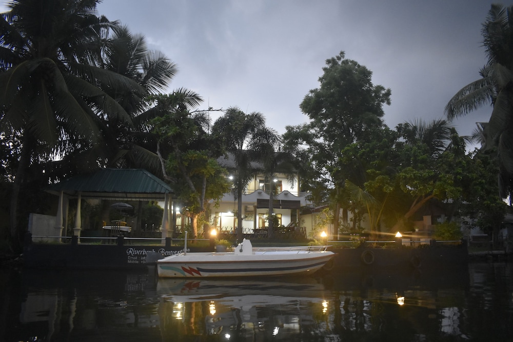 Riverbank Bentota